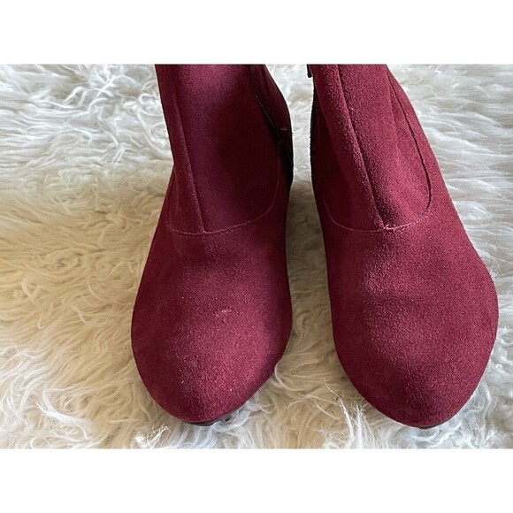 BC Born in California Size 6 Say Cheese Burgundy Wedge Booties - Picture 9 of 12